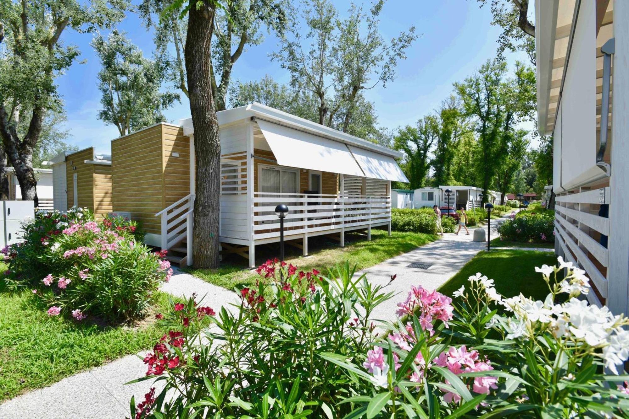 Isamar Holiday Village Ca Lino Eksteriør bilde Camping in Italy